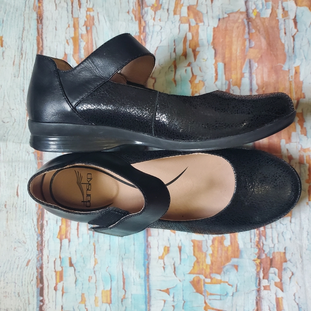 Dansko Audrey mary Jane fashion flat hook and loop strap black EU sz 38
